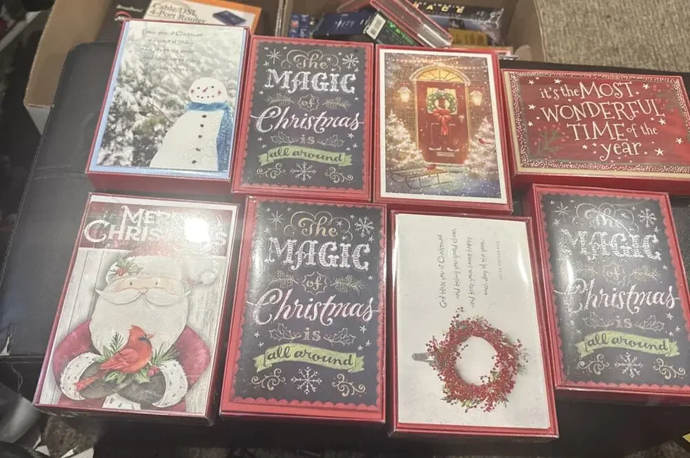 Lot of 8 Christmas Greeting Card Boxes 128 Cards & Envelopes Holiday New